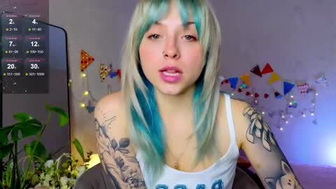 Snapshot of lavenly chatting on 09/26/25, 11:58 Melissa online show from 09/26/25, 11:58