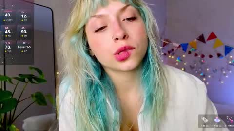 Snapshot of lavenly chatting on 10/08/25, 02:47 Melissa online show from 10/08/25, 02:47