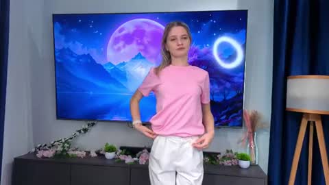 lavernanowack online show from 07/29/26, 06:55