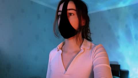 Snapshot of lavinda_lin chatting on 10/08/25, 09:29 Lavinda online show from 10/08/25, 09:29