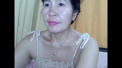 Snapshot of lavine1983 chatting on 10/09/25, 09:02 lavine1983 online show from 10/09/25, 09:02