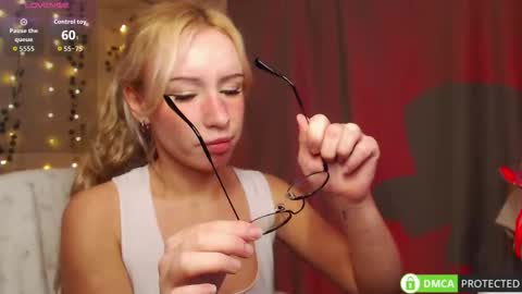 Mia online show from 01/19/26, 01:53