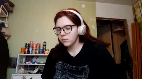 Snapshot of lavonesorge chatting on 02/04/26, 08:09 Adeline online show from 02/04/26, 08:09