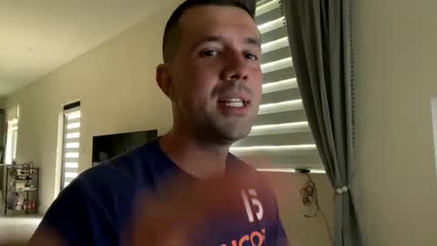 Snapshot of law_cambio chatting on 01/10/25, 09:42 law_cambio online show from 01/10/25, 09:42