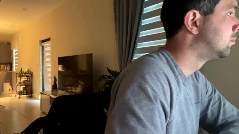 Snapshot of law_cambio chatting on 02/13/25, 12:43 law_cambio online show from 02/13/25, 12:43