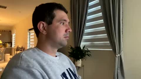 Snapshot of law_cambio chatting on 02/19/25, 01:17 law_cambio online show from 02/19/25, 01:17