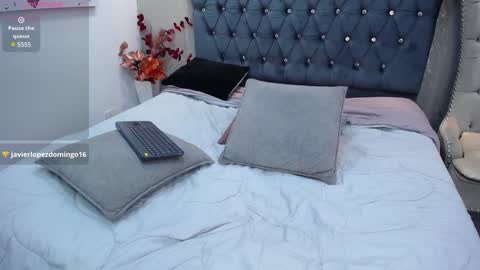 Snapshot of lawford_mike chatting on 12/15/24, 04:37 Mike online show from 12/15/24, 04:37