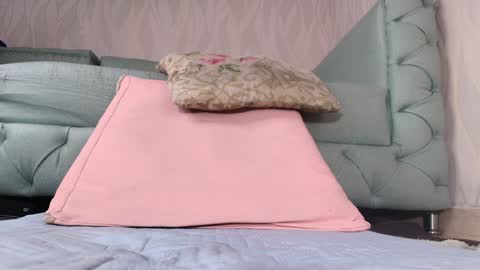 Snapshot of lay_madison chatting on 02/06/25, 10:32 Lay Madison online show from 02/06/25, 10:32