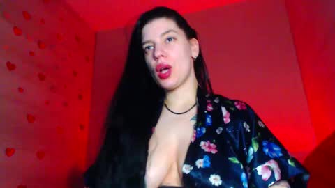 LayaMoon online show from 02/14/26, 11:07