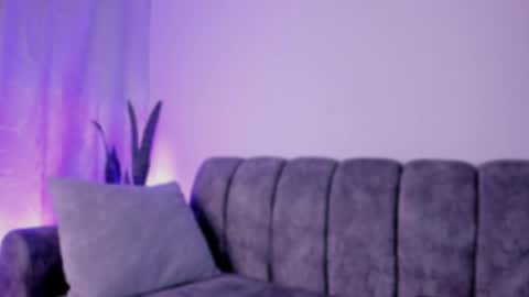 laya online show from 04/06/26, 04:46