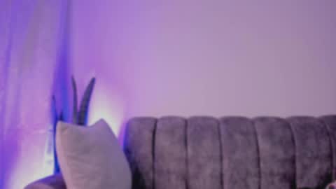 laya online show from 04/21/26, 01:42