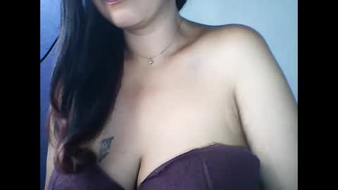layanah12 online show from 03/22/26, 04:49
