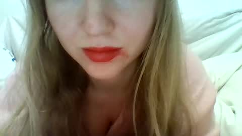 layannalea online show from 01/10/25, 03:29