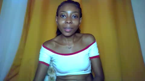 layannek online show from 11/30/25, 04:16