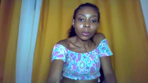 layannek online show from 12/01/25, 05:51