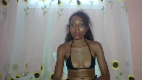 layannek online show from 03/22/26, 03:54