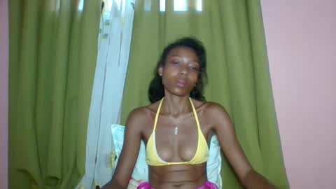 layannek online show from 03/27/26, 04:40