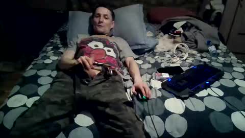 laydayy online show from 04/19/26, 06:07