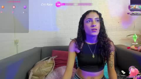 Layla online show from 01/12/25, 12:28