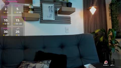 Layla online show from 09/23/25, 10:24