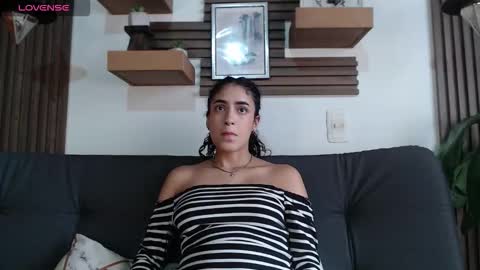 Layla online show from 02/06/26, 05:27