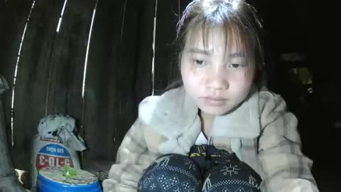 layla_999 online show from 03/08/26, 02:37