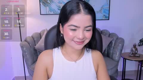 Layla Breezee online show from 12/01/25, 12:10