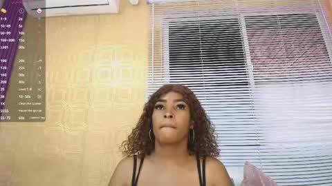 L A Y L A online show from 06/05/26, 12:44