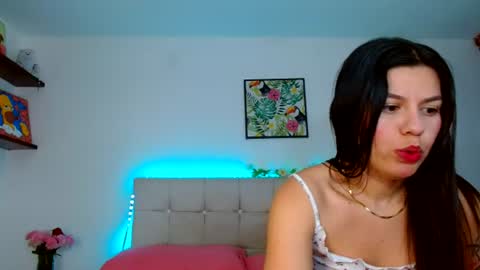 Snapshot of layla_roma chatting on 07/22/26, 02:25 Lia and Rachel online show from 07/22/26, 02:25