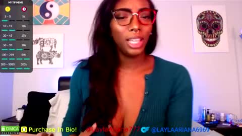 Snapshot of laylaariana69 chatting on 04/24/26, 06:54 LaylaAriana online show from 04/24/26, 06:54