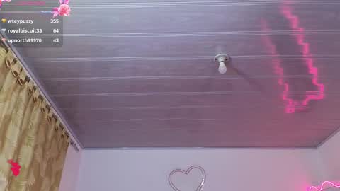 laylafoxy_tay online show from 03/10/25, 09:21