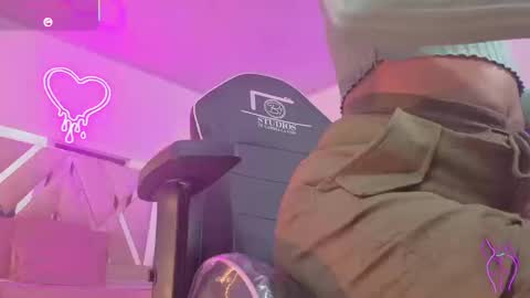 laylafoxy_tay online show from 11/12/25, 03:29