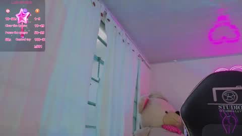 laylafoxy_tay online show from 02/05/26, 11:48