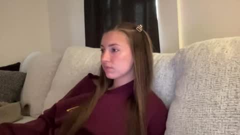 laylahlaylah1 online show from 10/25/25, 05:51