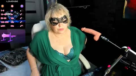 laylalaylamilf online show from 11/22/25, 08:35