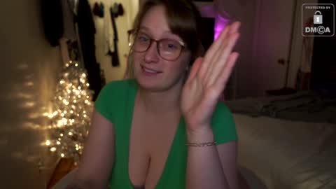 Layla Universe online show from 12/20/24, 04:42