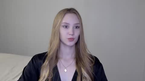 Snapshot of laylla001 chatting on 12/09/24, 05:40 Laylla001 online show from 12/09/24, 05:40