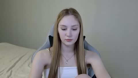 Snapshot of laylla001 chatting on 02/04/25, 06:46 Laylla001 online show from 02/04/25, 06:46