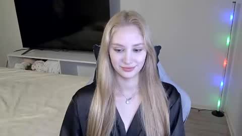 Snapshot of laylla001 chatting on 02/23/26, 06:55 Laylla001 online show from 02/23/26, 06:55