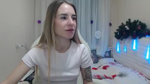 Snapshot of laymablast chatting on 12/15/25, 07:01 laymablast online show from 12/15/25, 07:01