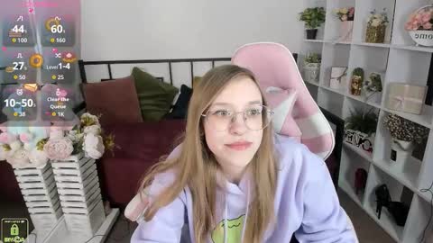 layriantavee online show from 03/24/26, 07:13