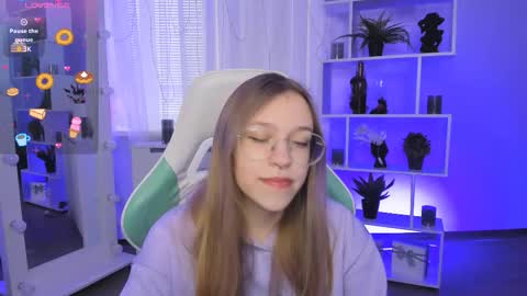 layriantavee online show from 03/25/26, 06:52