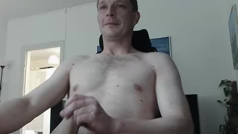 lboogie42 online show from 04/24/26, 04:09