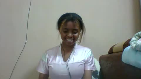 lea96546 online show from 11/04/25, 06:18