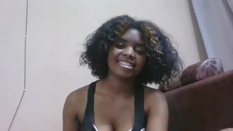 lea96546 online show from 11/18/25, 06:01