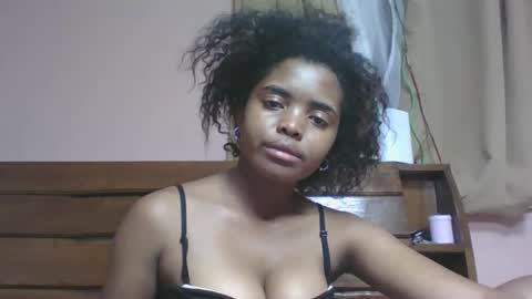 lea96546 online show from 04/19/26, 06:10