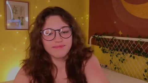 Lea online show from 10/15/25, 05:57