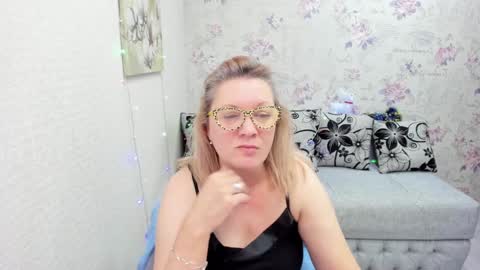 Lea online show from 12/30/24, 11:37