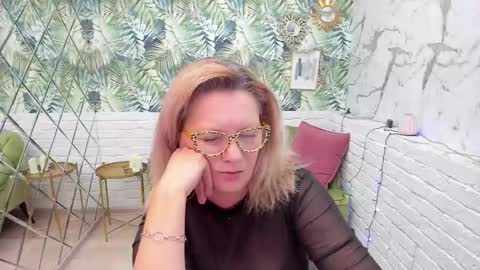 Lea online show from 01/04/25, 11:43