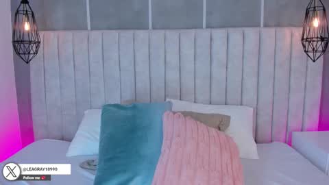    online show from 11/18/25, 06:45